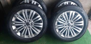Originele Mercedes C-klasse W206 velgen met winterbanden, Ophalen, 17 inch, Winterbanden, Band(en)