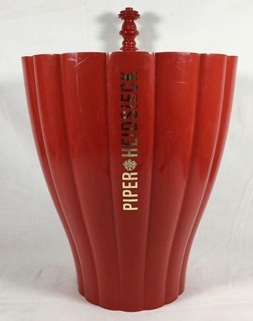 Piper Heidsieck champagne emmer design Jaime Hayon beschikbaar voor biedingen