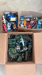 Ensemble de voitures, camions  et figurines ., Enlèvement ou Envoi, Utilisé