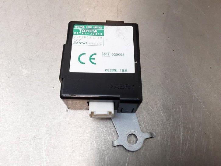 COMPUTER CENTRALE VERGRENDELING Toyota Camry (CV30), Auto-onderdelen, Elektronica en Kabels, Toyota, Gebruikt