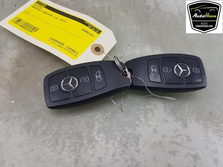 SLEUTEL Mercedes-Benz Sprinter 3,5t (907.6 / 910.6), Auto-onderdelen, Overige Auto-onderdelen, Mercedes-Benz, Gebruikt