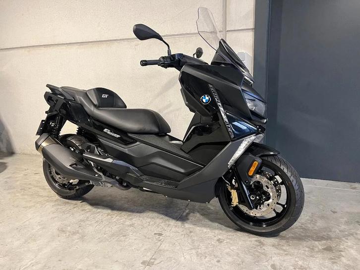 BMW C400GT Triple black luxescooter (bj 2023), Motoren, Motoren | BMW, Bedrijf, Scooter, 12 t/m 35 kW