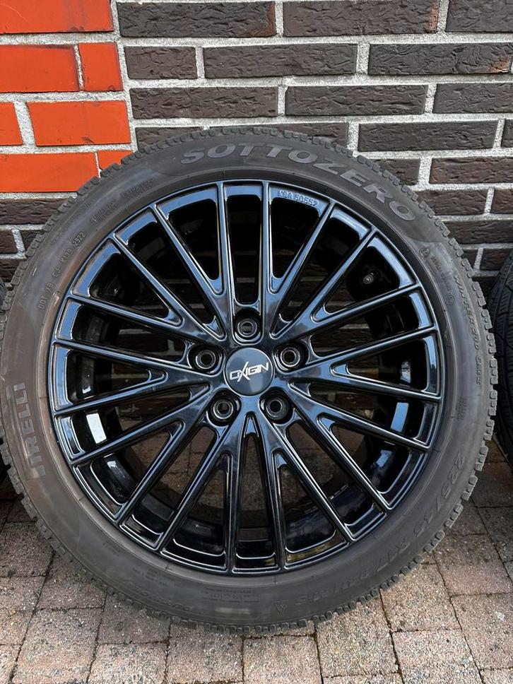 Velgen oxigin en winterbanden pirelli, Auto-onderdelen, Banden en Velgen, Velg(en), Winterbanden, Ophalen