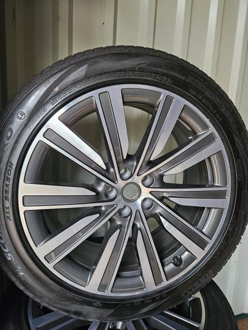 22 inch  nieuw org Range Rover 5x120 velen allseiason banden, Auto diversen, Autosport-onderdelen, Zo goed als nieuw, Ophalen of Verzenden