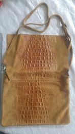 Vintage Sac a bandoulière borse in pelle cuir veritable, Bijoux, Sacs & Beauté, Comme neuf, Enlèvement ou Envoi