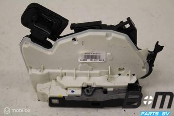 Portierslot RV (bijrijderskant) Volkswagen Beetle 5K1837016B beschikbaar voor biedingen