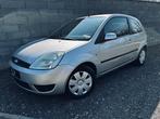 Ford fiesta * 1.4 essences * Clim * 2din * garantie * à voir, Voorwielaandrijving, Stof, 4 cilinders, Bedrijf