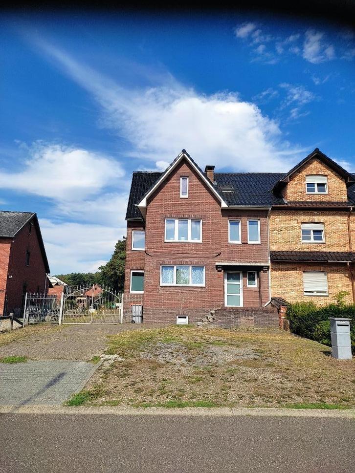 Huis te koop in Maasmechelen, 4 slpks, Immo, Huizen en Appartementen te koop, Maasmechelen, 500 tot 1000 m², Hoekwoning, Verkoop zonder makelaar