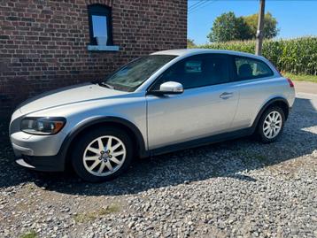 VOLVO C30 2.0d - PROBLEME EMBRAYAGE, Autos, 100 kW, Argent ou Gris, Achat, Boîte manuelle