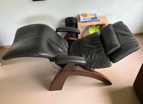 Zero Gravity zetel elektrisch, Huis en Inrichting, Zetels | Zetels, Hout, Ophalen