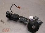 Serrure de contact + clé d'un Peugeot Expert, Autos : Pièces & Accessoires, Autres pièces automobiles, Enlèvement ou Envoi, 3 mois de garantie