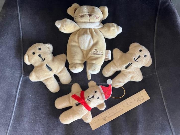 Een pluche muis (nieuw) en drie teddyberen (niet nieuw) in é, Kinderen en Baby's, Speelgoed | Knuffels en Pluche, Nieuw, Ophalen of Verzenden