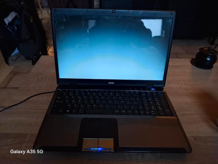 MSI CR610  !!!POUR PIECES!!!., Informatique & Logiciels, Ordinateurs portables Windows, Ne fonctionne pas, 16 pouces, HDD, Moins de 2 Ghz