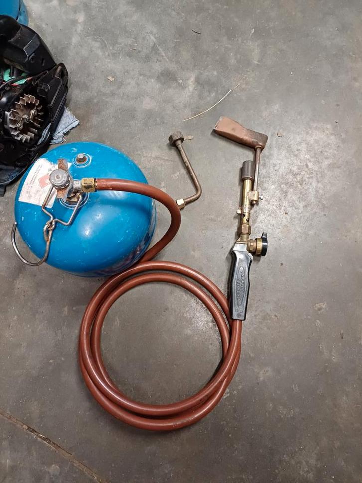 fer a souder d ardoisier zingueur complet en bon état, Zakelijke goederen, Machines en Bouw | Lastechniek