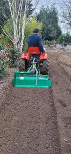 Tracteur kubota b 7100 avec nouvelle fraise, Ophalen