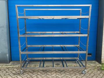 RVS stellingkast voor lijkschalen of kisten 4 lagen beschikbaar voor biedingen