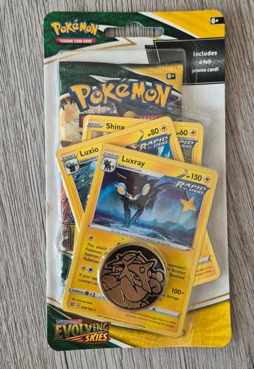Blister Pokemon Evolving Skies Deluxe, Hobby & Loisirs créatifs, Enlèvement ou Envoi, Neuf, Booster, Foil