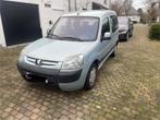 Peugeot partner 2005 200 000 km, Auto's, Voorwielaandrijving, 4 cilinders, Blauw, Particulier