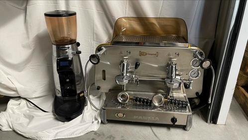 Faema E61Legend S2 + koffiemolen ➡️Geen opkopers aub., Elektronische apparatuur, Koffiezetapparaten, Gebruikt, Koffiebonen, Koffiemachine