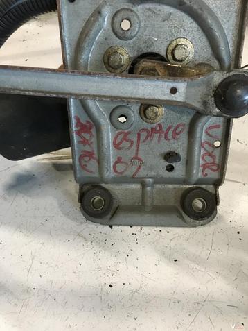 Renault Espace 2002  Ruitenwissermechaniek met motor beschikbaar voor biedingen