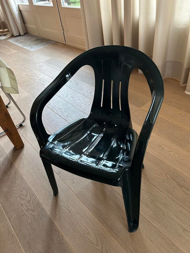 Tuinstoel, Ophalen, Zo goed als nieuw