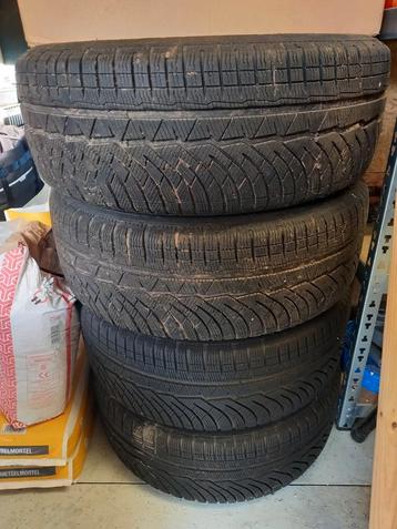 235 - 55 R17, Michelin winterbanden, op velg beschikbaar voor biedingen