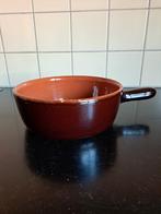 Stevige terracotta pot diameter 18 cm, Huis en Inrichting, Keuken | Potten en Pannen, Ophalen of Verzenden, Zo goed als nieuw
