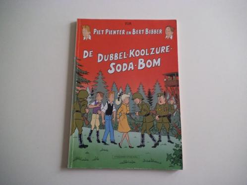 Piet Pienter en Bert Bibber 18 De dubbel-koolzure-soda-bom, Boeken, Stripverhalen, Gelezen, Eén stripboek, Ophalen of Verzenden