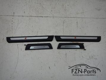 Audi RSQ8 4M Instaplijsten Set Verlicht 4M8947405B beschikbaar voor biedingen