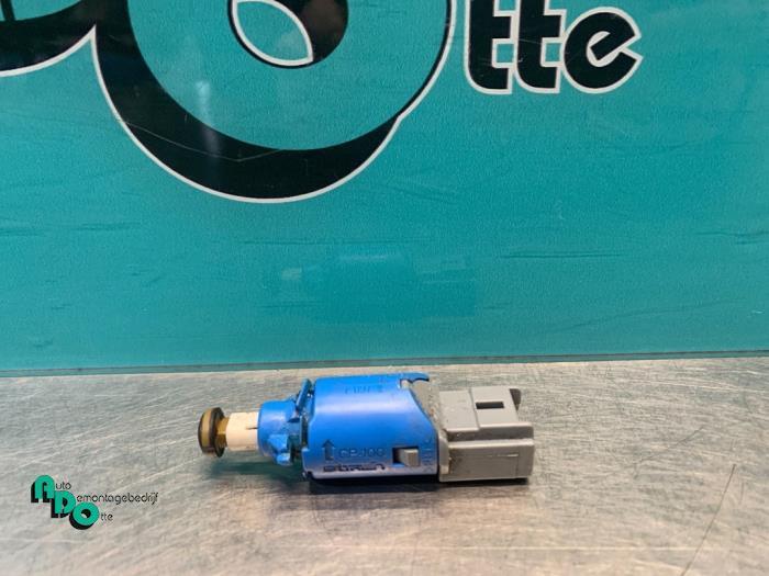 Koppeling schakelaar van een Renault Kangoo (Kangoo 2 08-), Auto-onderdelen, Transmissie en Toebehoren, Renault, Gebruikt, 3 maanden garantie