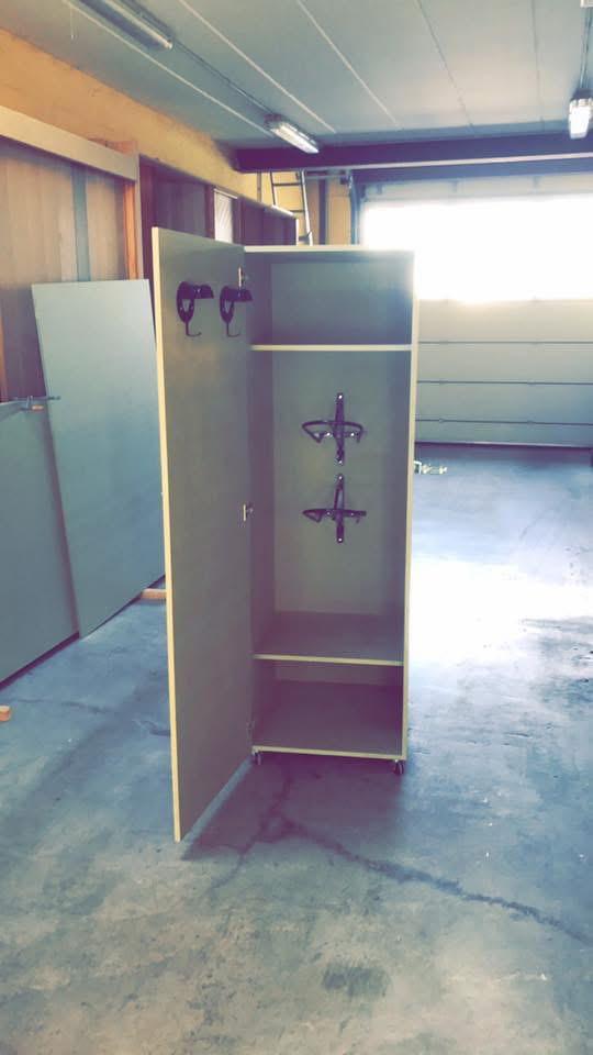 Armoire sellerie équitation, Animaux & Accessoires, Chevaux & Poneys | Selles, Neuf, Enlèvement