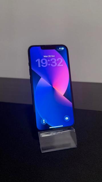 iPhone 13 - 128GB Zwart beschikbaar voor biedingen