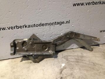 RAAMMECHANIEK ELEK LINKS Opel Tigra (75) (90-389-211) beschikbaar voor biedingen