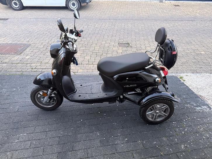 Veleco ZT-63 electrische brommer (geen rijbewijs nodig), Fietsen en Brommers, Brommers | Derbi, Gebruikt, Klasse A (25 km/u), Ophalen