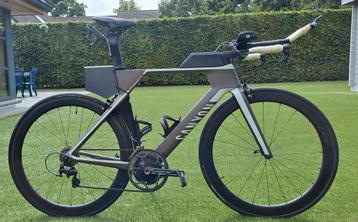  Canyon Speedmax CF 8 beschikbaar voor biedingen