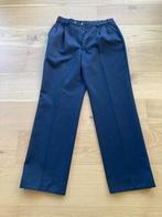 Pantalon de cérémonie bleu marine Arzoni, Bleu, Porté