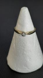 14 karaat geel- en witgoud, solitaire ring met briljant gesl, 18 tot 19, Geel, Ophalen of Verzenden, Zo goed als nieuw