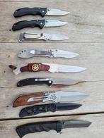 Collection de 8 couteaux de poche, Caravanes & Camping, Comme neuf