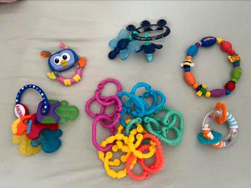 Speelgoed baby divers 2€ beschikbaar voor biedingen