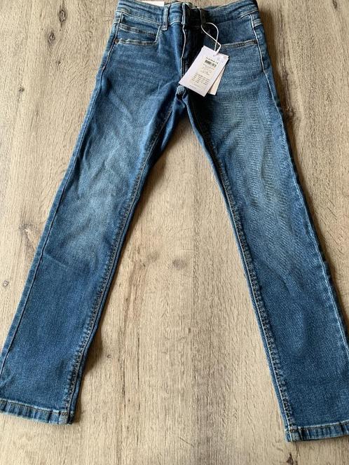 Partij nieuwe kinderkleding (760 stuks), Zakelijke goederen, Stock en Retail | Partijen goederen, Textiel, Ophalen