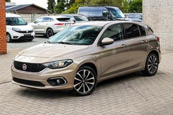 Fiat Tipo ACHTERUITRIJCAMERA*NAVIGATIE*APPLE-CARPLAY*AIRCO* beschikbaar voor biedingen