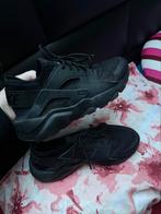 Nike huarache 38,5, Kleding | Heren, Schoenen, Ophalen of Verzenden, Zo goed als nieuw