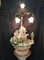 ZELDZAAM! Vloerverlichting met waterornament CAPODIMONTE!!, Tuin en Terras, Ophalen, Nieuw, Overige materialen, Waterornament