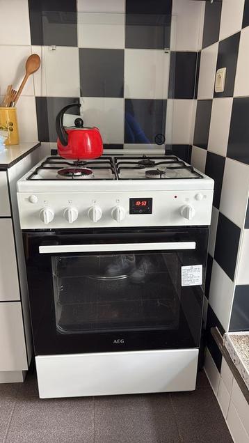 Fornuis, Gaz, 4 zones de cuisson, Comme neuf, Enlèvement
