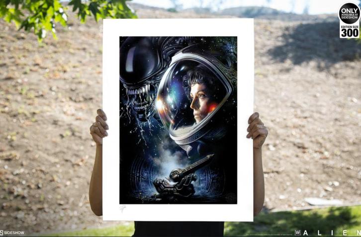 Sideshow Alien 1979 Fine Art Print by Tsuneo Sanda, Collections, Cinéma & Télévision, Enlèvement ou Envoi