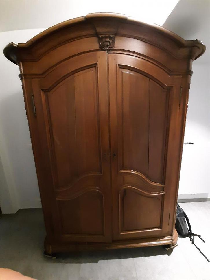 Antieke Vlaamse kleerkast 19de eeuw, Antiek en Kunst, Antiek | Meubels | Stoelen en Sofa's, Ophalen