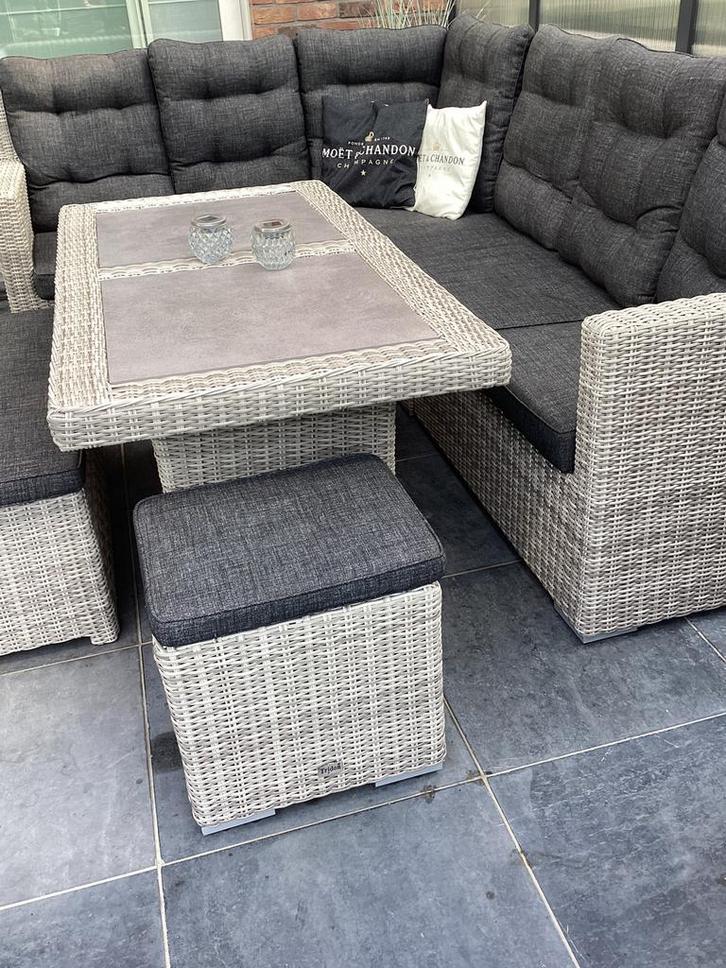 Loungebank/ set, Tuin en Terras, Tuinsets en Loungesets, Zo goed als nieuw, Wicker, Meer dan 8 zitplaatsen, Ophalen