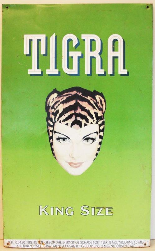 Tigra King Size Reclamebord Uit Metaal / 10-04-1990, Collections, Marques & Objets publicitaires, Utilisé, Panneau publicitaire