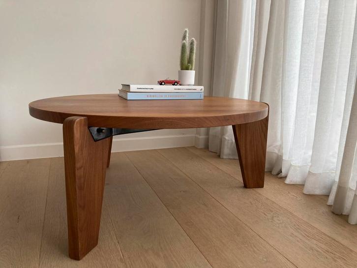Jean Prouvé – Guéridon salontafel (Vitra), Huis en Inrichting, Tafels | Salontafels, Zo goed als nieuw, Minder dan 50 cm, 50 tot 100 cm