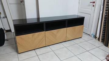 Meuble TV Besta Ikea buffet bas noir 3 portes, Enlèvement, Utilisé